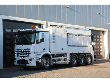 Asenizatorius MERCEDES-BENZ Arocs 3251