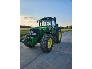 Traktorius JOHN DEERE 6920