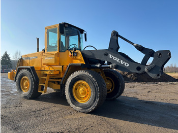 Ratinis krautuvas VOLVO L90C