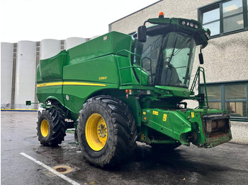 Derliaus nuėmimo kombainas John Deere S 660: foto 2