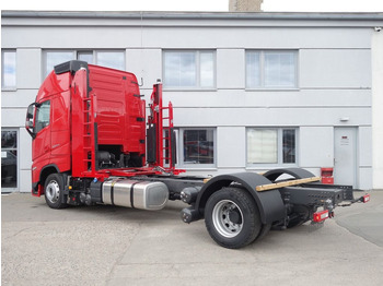 Volvo FH 13 XL 460 TC  Neue fur Kassbohrer  lizingą Volvo FH 13 XL 460 TC  Neue fur Kassbohrer: foto 4