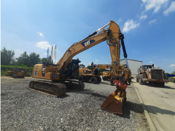 Vikšrinis ekskavatorius CAT 323FL: foto 2