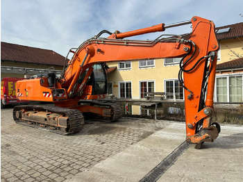 Vikšrinis ekskavatorius LIEBHERR R 916