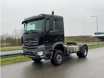 Vilkikas MERCEDES-BENZ Arocs