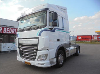 Vilkikas DAF XF 440