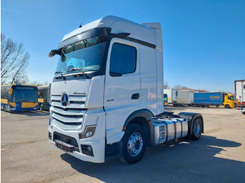 Vilkikas MERCEDES-BENZ Actros 1845