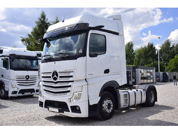 Vilkikas MERCEDES-BENZ Actros 1845