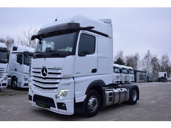 Vilkikas MERCEDES-BENZ Actros 1845