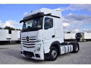 Vilkikas MERCEDES-BENZ Actros 1845