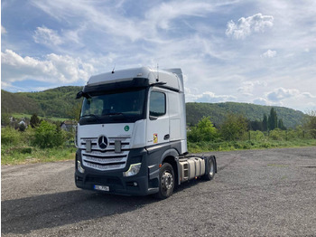 Vilkikas MERCEDES-BENZ Actros 1845