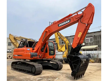 Vikšrinis ekskavatorius DOOSAN DX225LCA