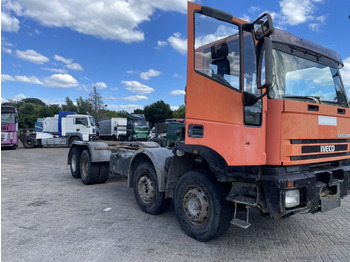 Važiuoklės sunkvežimis IVECO EuroTrakker