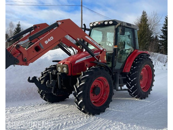 Traktorius MASSEY FERGUSON 5455