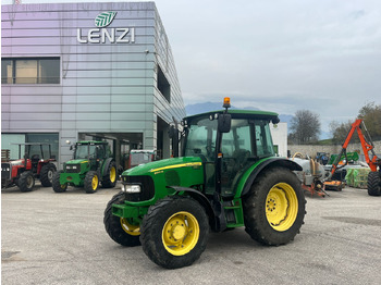 Traktorius JOHN DEERE 5100M