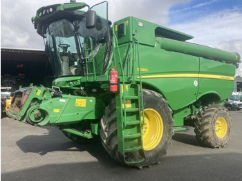 Derliaus nuėmimo kombainas JOHN DEERE S680