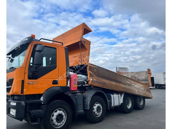 Savivartis sunkvežimis IVECO Trakker