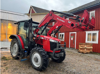 Traktorius 2019 Traktor Massey Ferguson 4709 med laster og sprøytehjul: foto 2