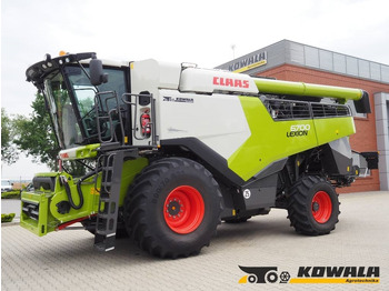 Derliaus nuėmimo kombainas CLAAS Lexion 6700