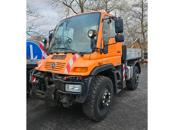 Savivartis sunkvežimis UNIMOG U300