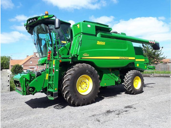 Derliaus nuėmimo kombainas JOHN DEERE T660