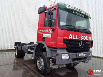 Važiuoklės sunkvežimis MERCEDES-BENZ Actros 1832