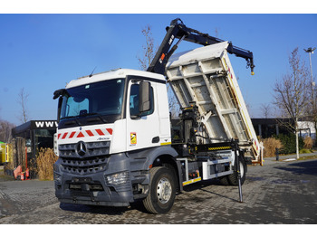 Platforminis/ Bortinis sunkvežimis MERCEDES-BENZ Arocs 1833