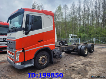 Važiuoklės sunkvežimis VOLVO FH13 540