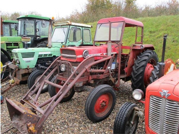 Traktorius MASSEY FERGUSON 100 series