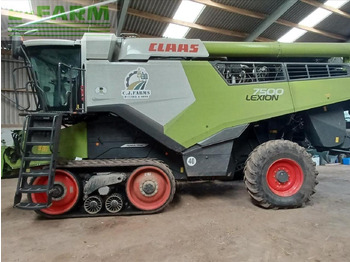 Derliaus nuėmimo kombainas CLAAS Lexion 750