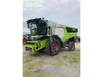 Derliaus nuėmimo kombainas CLAAS Lexion 6700