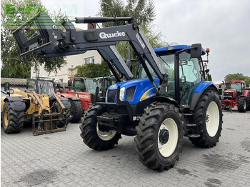 Traktorius NEW HOLLAND T6000