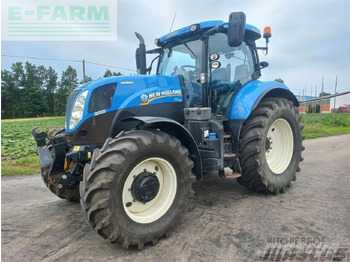 Traktorius NEW HOLLAND T7