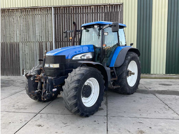 Traktorius NEW HOLLAND TM190