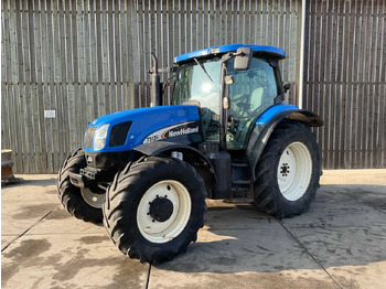 Traktorius NEW HOLLAND TS