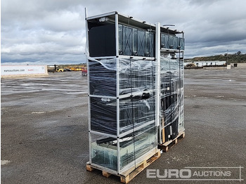 Statybinė įranga Pallet of Varios Aquariums (2 of): foto 4