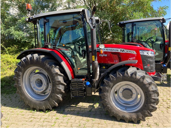 Traktorius MASSEY FERGUSON 4709