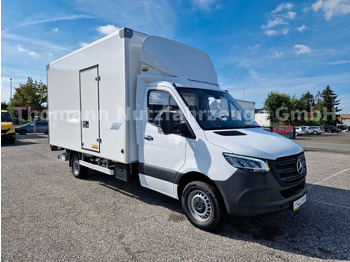 Furgonas su krovinių dėže MERCEDES-BENZ Sprinter 319