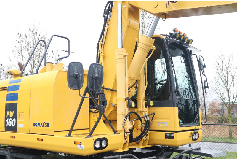 Ratinis ekskavatorius Komatsu PW 160-10 | ROTOTILT | NEW TIRES: foto 10