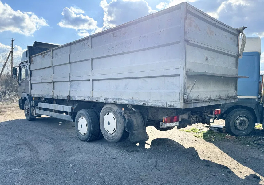 Platforminis/ Bortinis sunkvežimis MAN 26.464: foto 8 Platforminis/ Bortinis sunkvežimis MAN 26.464: foto 8