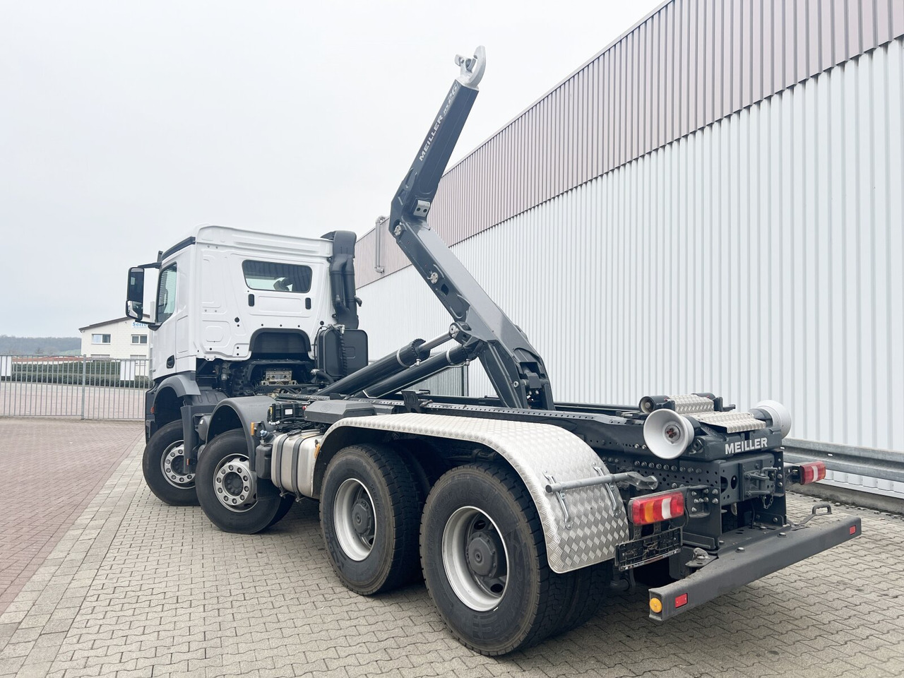 Nauja Hook-lift sunkvežimis Mercedes-Benz Arocs 4142/48 K 8x4/4 Arocs 4142/48 K 8x4/4, Grounder, Meiller RS26 62-K, Funk: foto 11