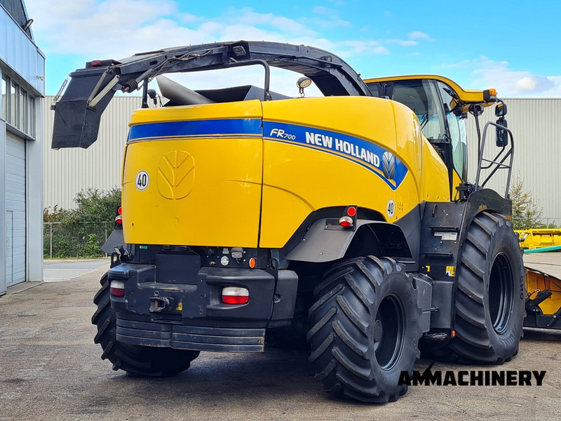 Pašarų kombainas New Holland FR700: foto 17