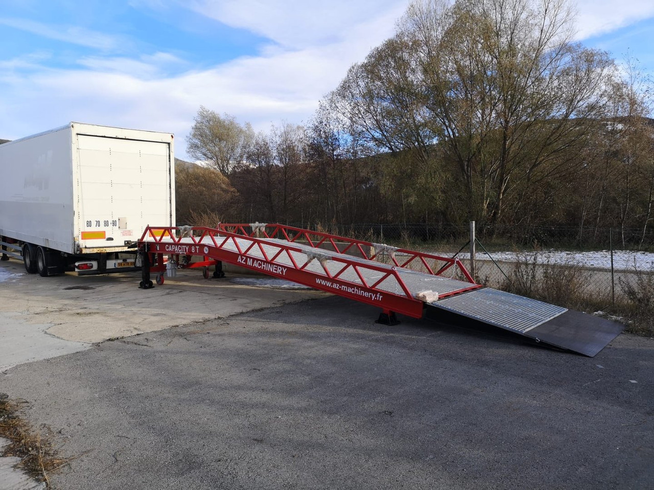 Nauja Krovos rampa Loading Ramp with with hydraulic tilting bridge -  AZ RAMP - STAR- 15T-ZR. 15 ton: foto 6