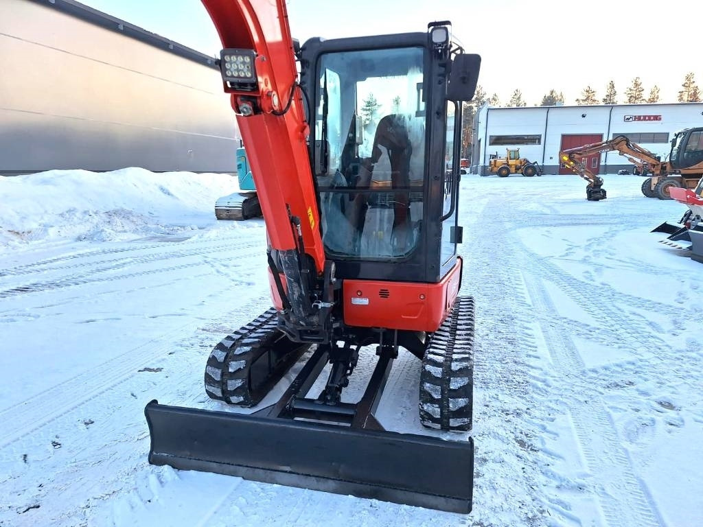 Mini ekskavatorius Kubota U36-4 PYÖRITTÄJÄLLÄ: foto 7