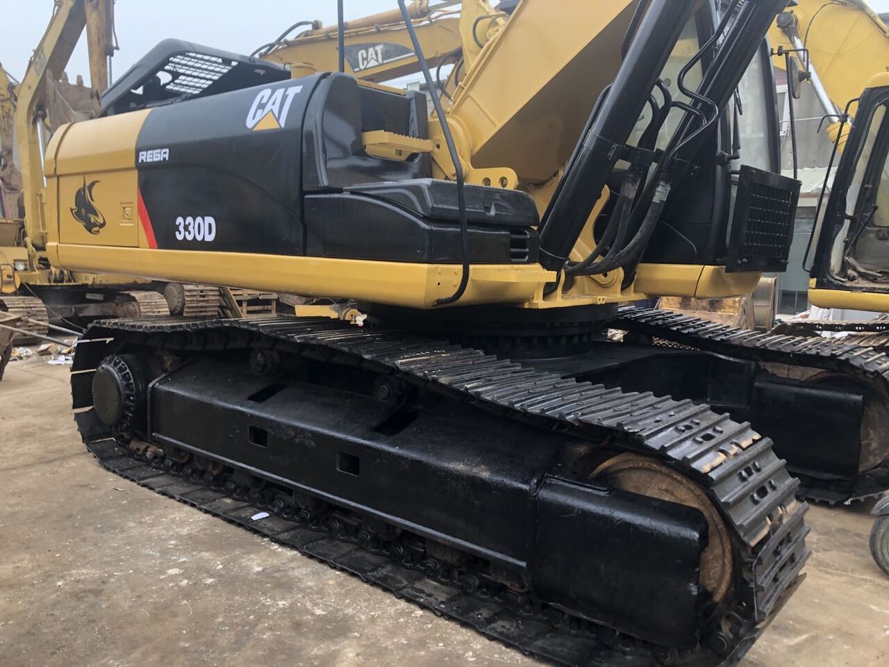 Vikšrinis ekskavatorius CATERPILLAR 330D: foto 7