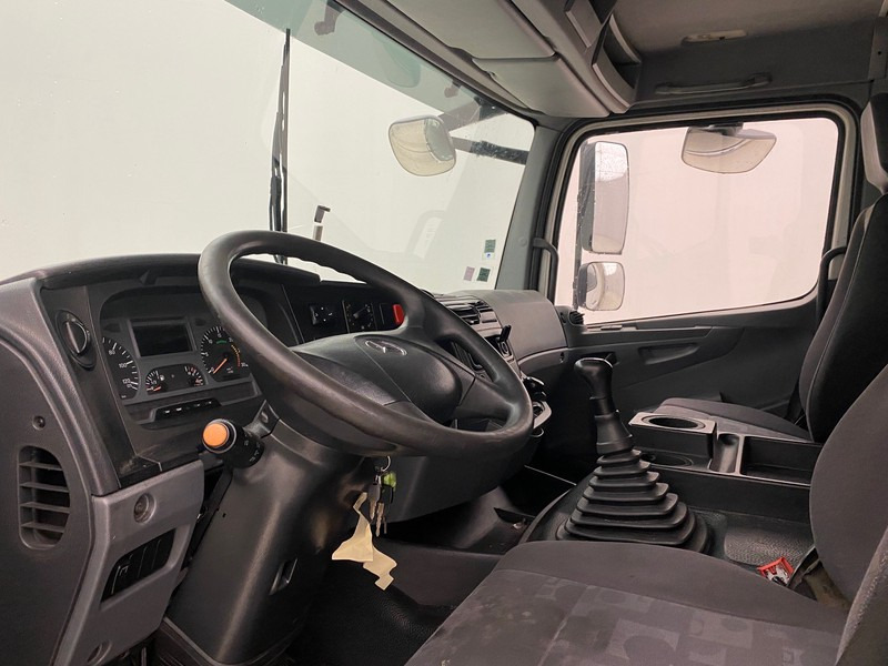 Tentinis sunkvežimis Mercedes-Benz Axor 1824: foto 10