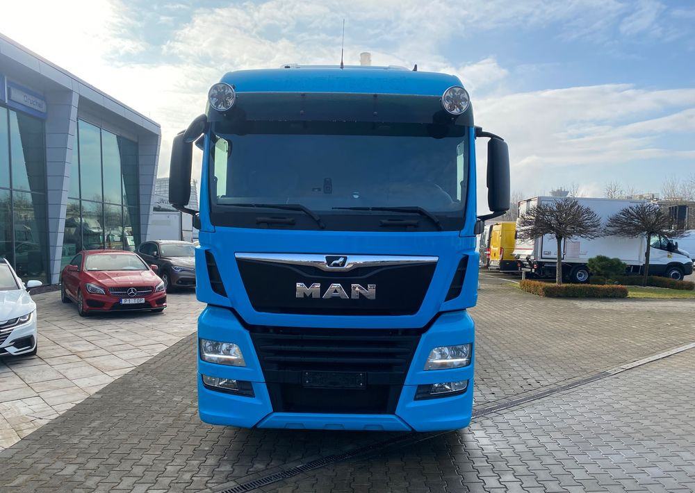 MAN TGX 26.500 / 6X2 / SERWIS na 496TKM /Stan IDEAŁ/E6/ BDF RAMA /6X2/ 3 OŚ SKRĘTNA + PODNOSZONA /SYPIALKA lizingą MAN TGX 26.500 / 6X2 / SERWIS na 496TKM /Stan IDEAŁ/E6/ BDF RAMA /6X2/ 3 OŚ SKRĘTNA + PODNOSZONA /SYPIALKA: foto 16