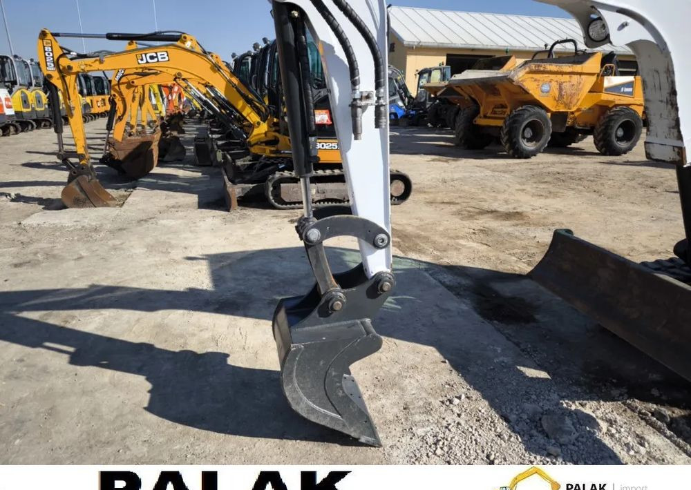 Mini ekskavatorius Bobcat Mini koparka Bobcat  E 26, 2023 rok: foto 15