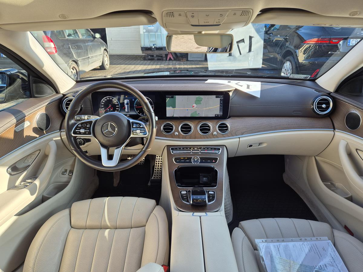 Lengvasis automobilis MERCEDES BENZ E 220 D 4MATIC KOMBI: foto 12