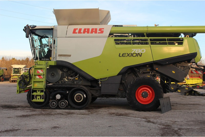 Derliaus nuėmimo kombainas pervežimui maisto produktų Claas lexion 780 tt: foto 13