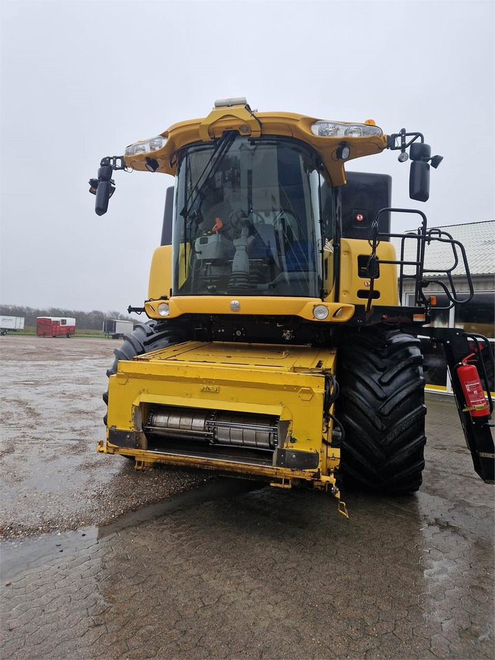 New Holland CR9090 SLH  lizingą New Holland CR9090 SLH: foto 7